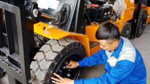 Sửa chữa xe nâng chuyên nghiệp giá rẻ