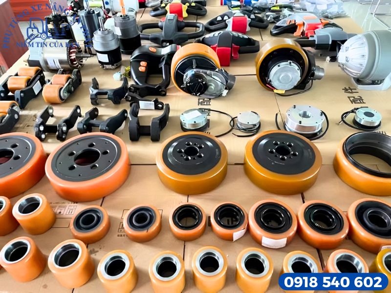 Phụ tùng xe nâng điện