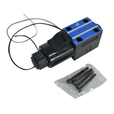 Van điện từ hộp số xe nâng TCM FD50-100Z8/-9 130C3-82753 1 Van điện từ hộp số xe nâng TCM FD50-100Z8/-9 130C3-82753