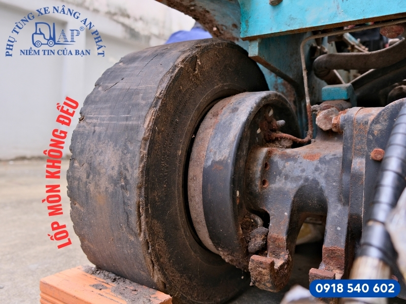 Sửa xe nâng bị lún khi tải nặng – Lỗi hệ thống giảm xóc 7 Nguyên nhân xe nâng bị lún khi tải nặng