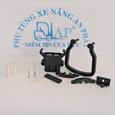 giắc cắm bình xe nâng rema 80A cái