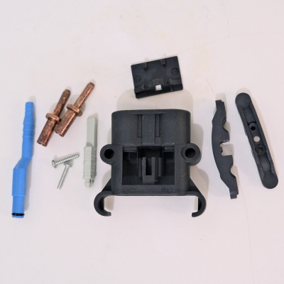 giắc cắm sạc xe nâng rema 80A đực 139ta1934